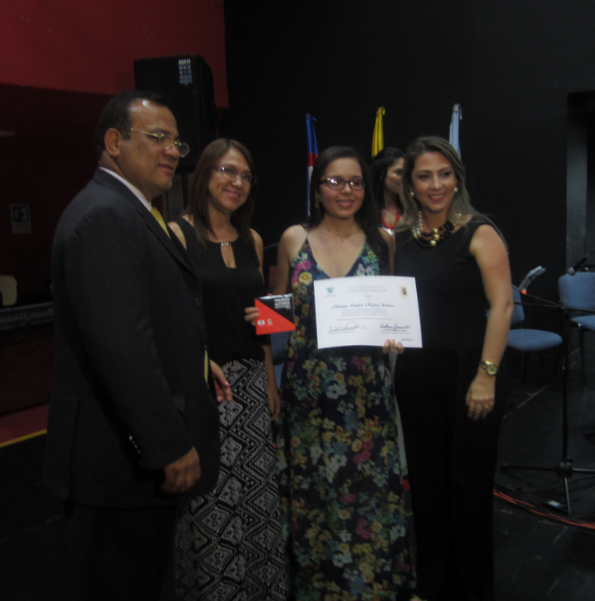 María Isabel Mejia Homenaje Autores Vallecaucanos