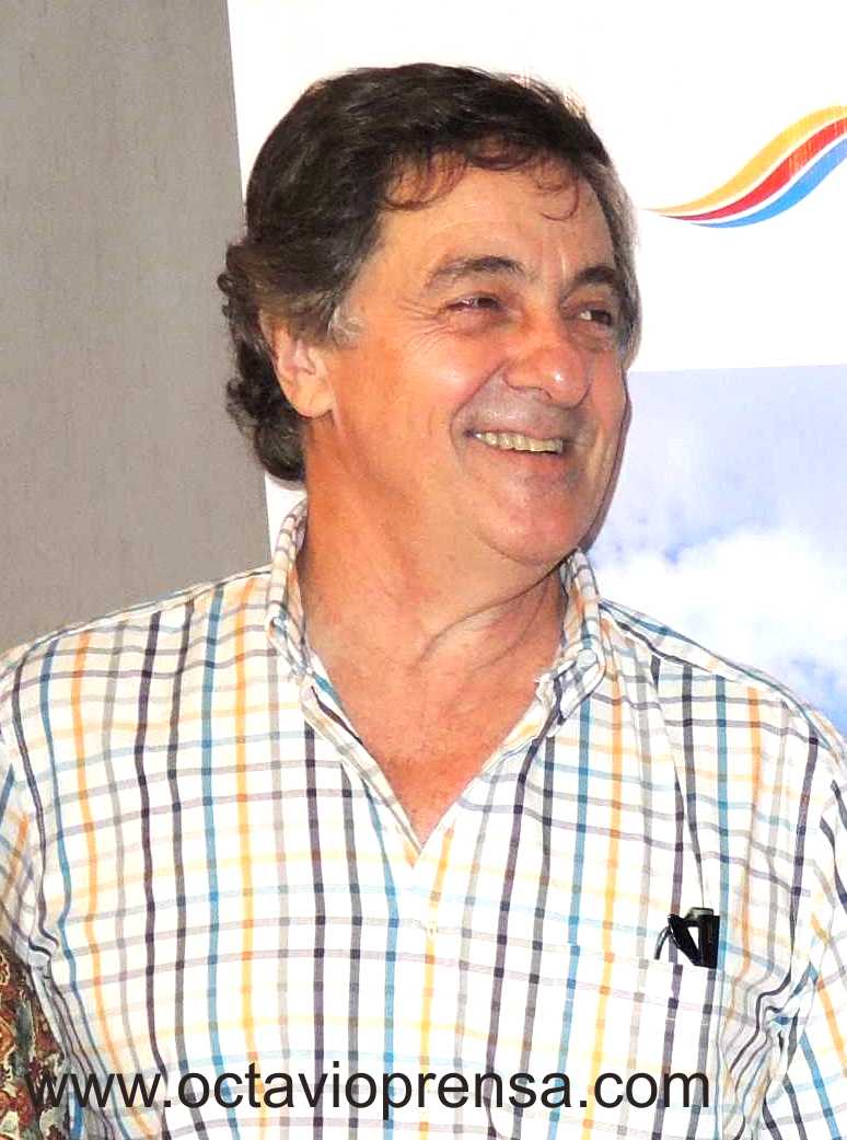 Víctor Dapena, Curazao