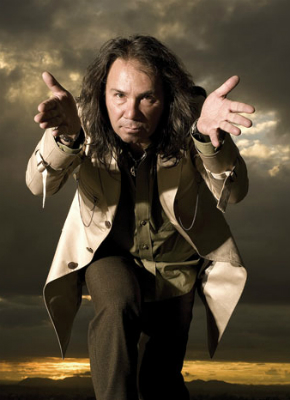 Elkín Ramirez vocalista de la banda Kraken