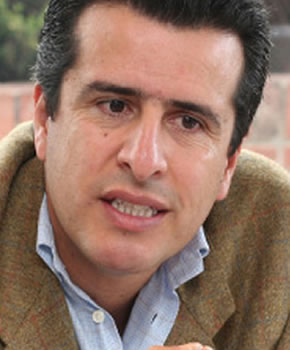 senador Luis Fernando Velasco
