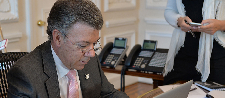 “Ya estamos trabajando en gestos de paz como el plan de desminado”, recordó el Presidente a los colombianos