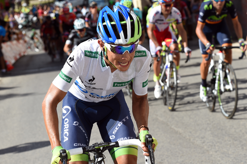 Esteban Chaves attacks on stage six of the 2015 Tour of Spain