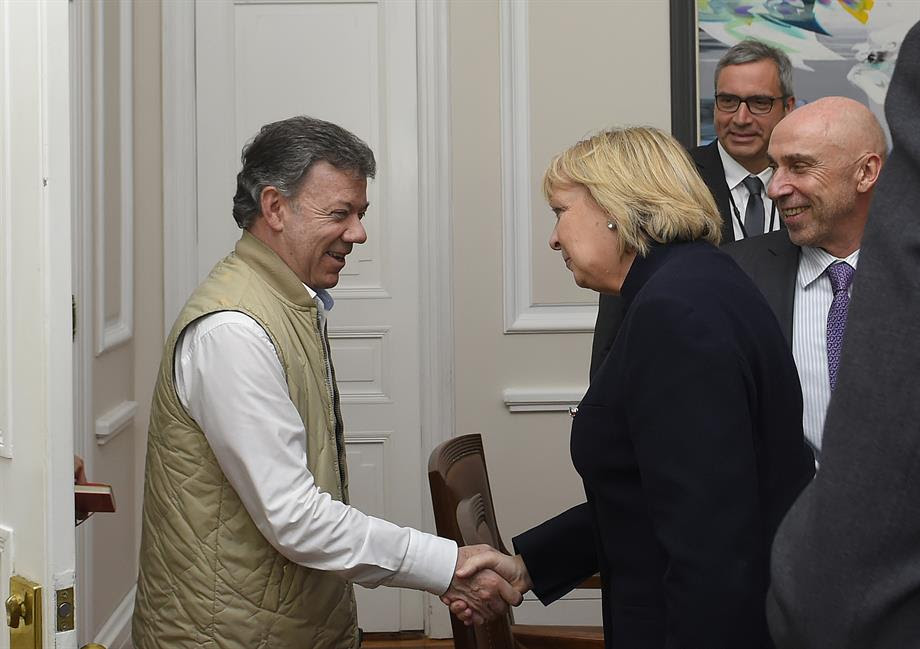 • La Ministra Presidenta del Estado alemán se reunió con el Presidente Santos, dentro de su visita por Latinoamérica, acompañada por treinta representantes de las pymes y los sectores  de la minería, energía, tecnología e infraestructura 