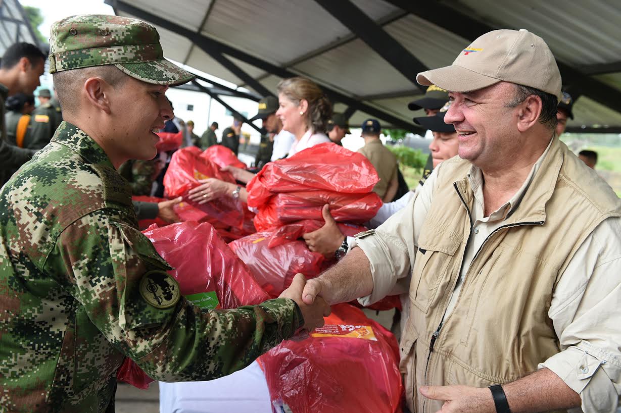 Ministro de Defensa Nacional visito la base de antinarcoticos de la Policía Nacional en Necocli Antioquia