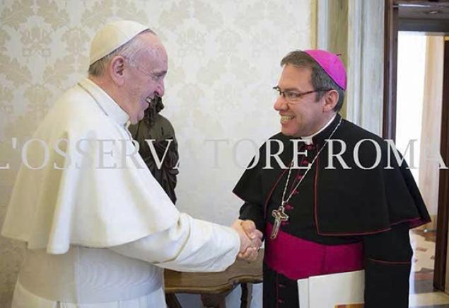 reunion_papa_y_cardenal_y_obispos_-_losservatore_romano_3