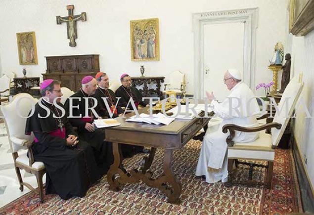 reunion_papa_y_cardenal_y_obispos_-_losservatore_romano_4