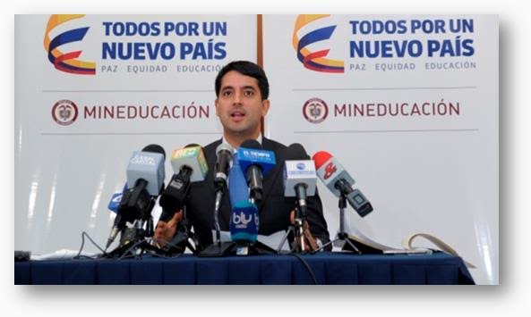 Viceministro de Educación Preescolar, Básica y Media, Víctor Saavedra.