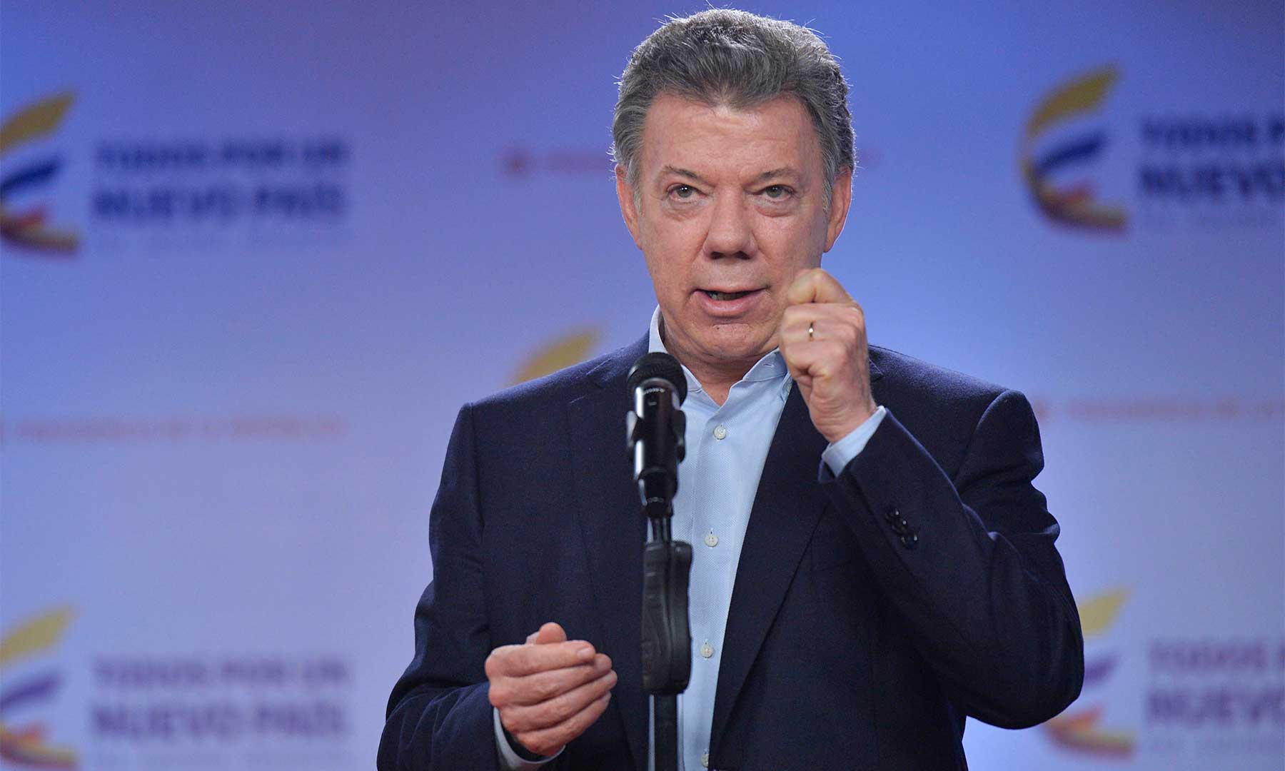 El Presidente Juan Manuel Santos informó que los colombianos ahorraron 1,7 por ciento de energía eléctrica durante el primer día de la campaña de ahorro de energía ‘Apagar Paga’.