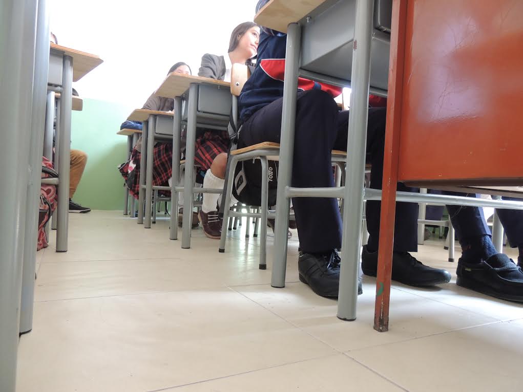 seguros en clase, ASI QUEDARON LOS SALONES DE COLROSARIO