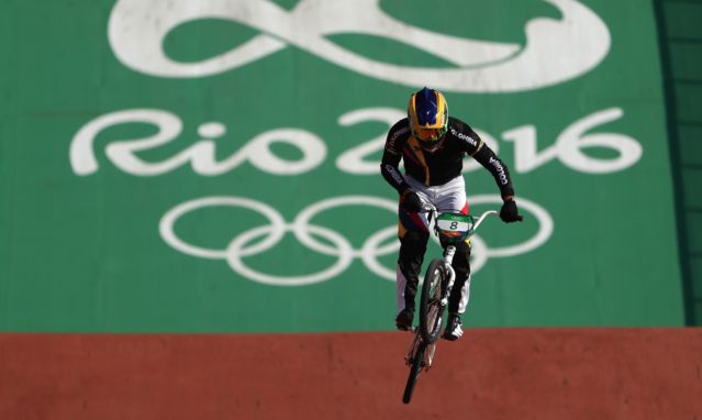 Carlos Ramírez gana bronce en BMX y da la octava medalla a Colombia