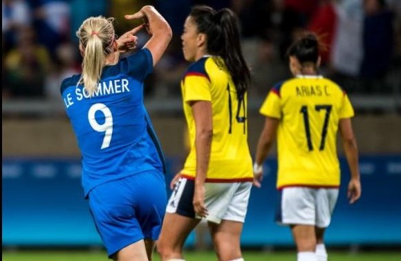 Colombia perdió 4-0 con Francia 01