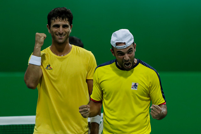 Robert Farah y Juan Sebastián Cabal, tras su primera victoria en el tenis olímpico