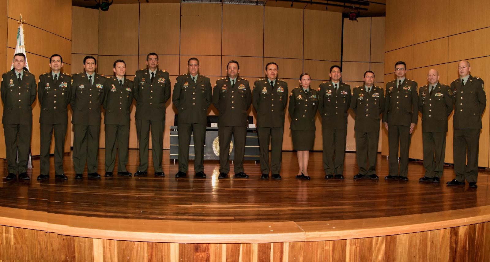 cumbre-de-generales-evaluo-a-54-coroneles