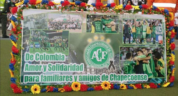 homenaje-colombiano-a-las-victimas-del-chapecoense2