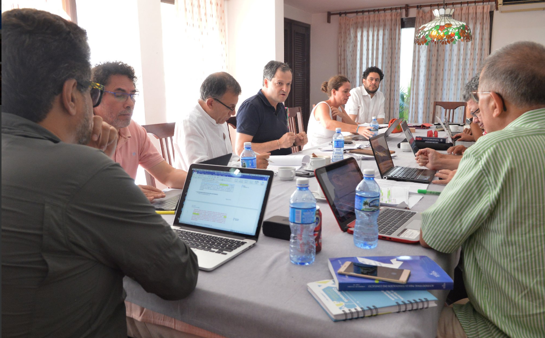 Reunión-entre-las-delegaciones-del-Gobierno-y-las-FARC.-Iniciamos-revisión-de-propuestas-del-punto-Política-de-Desarrollo-Agrario-Integral