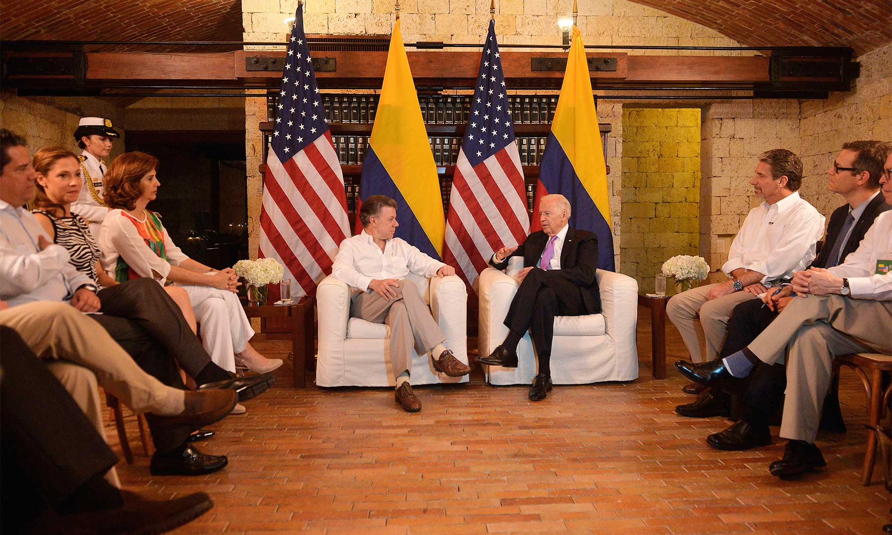 Reunión del Presidente Juan Manuel Santos y el Vicepresidente de Estados Unidos, Joe Biden, junto con sus delegaciones, este jueves en la Casa de Huéspedes Ilustres de Cartagena.