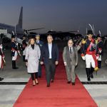 El Presidente Iván Duque, acompañado por la Primera Dama de la Nación, María Juliana Ruiz, llegó este domingo a la ciudad de Buenos Aires, Argentina, donde cumplirá una visita oficial que busca fortalecer las relaciones entre los dos países.Foto: Nicolás Galeano - PRESIDENCIA