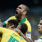 Con goles de Gabriel Jesús y Firmino, la Canarinha superó a la Albiceleste en Belo Horizonte.