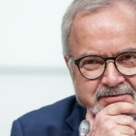 El presidente del Banco Europeo de Inversiones visitará Colombia y reiterará su apoyo a la paz