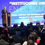 Duque pide a SuperSociedades endurecer lucha contra malas prácticas empresariales para evitar fraudes fiscales