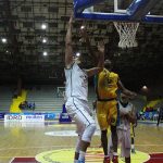 Piratas infrio la Caldera