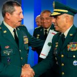 General Nicacio Martínez con general Eduardo Enrique Zapateiro.