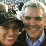 Subdirectora de Migración Liliana Alfonso y el Presidente Duque