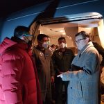 Misión colombiana que traerá a los connacionales desde Wuhan hizo escala en Corea, donde los recibió el embajador Juan Carlos Caiza