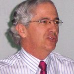 Diego Rosselli, médico neurólogo