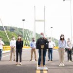 Este viernes, el Presidente Iván Duque puso en operación la autopista Girardot-Honda-Puerto Salgar, la primera de Cuarta Generación (4G) en terminar la etapa de construcción y que contó con una inversión de $1,95 billones.

 

Foto: Efraín Herrera – PRESIDENCIA