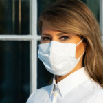 La primera dama de EE.UU., Melania Trump, posa con una mascarilla en una imagen que ella misma compartió a través de las redes sociales. Foto: Twitter / @FLOTUS