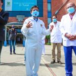 Claudia López , vista al Hospital del Tunal