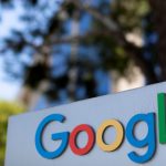 Un logo de Google se observa en uno de los complejos de oficinas de la compañía en Irvine, California, Estados Unidos. REUTERS/Mike Blake