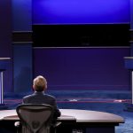 El presidente Trump y el candidato presidencial demócrata Biden inician su primer debate de campaña presidencial de 2020.REUTERS