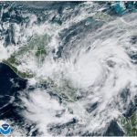 Una imagen satelital del huracán Eta aproximándose a las costas de Nicaragua en Centroamérica como un ciclón de categoría 4. Nov 3, 2020. NOAA/Handout via.