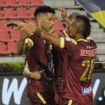 Carlos Robles de Deportes Tolima celebra después de anotar el primer gol de su equipo durante el partido entre Deportes Tolima y Boyacá Chicó por la fecha 18 de la Liga BetPlay DIMAYOR I 2020 jugado en el estadio Manuel Murillo Toro de la ciudad de Ibagué Foto VizzorImage/ Juan Torres / Contribuidor