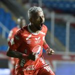 Yesus Cabrera del América celebra después de anotar el primer gol de su equipo durante partido por la final ida como parte de la Liga BetPlay DIMAYOR 2020 entre América de Cali e Independiente Santa Fe jugado en el estadio Pascual Guerrero de Cali Foto VizzorImage / Gabriel Aponte / Staff