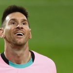 Lionel Messi del Barcelona reacciona durante el partido por La Liga entre su equipo y Real Valladolid. 22 dic de 2020. REUTERS/Juan Medina