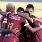 Jugadores de Deportes Tolima celebran el gol anotado a La Equidad, durante partido entre Deportes Tolima y La Equidad de la fecha 3 por la Liga BetPlay DIMAYOR I 2021 jugado en el estadio Manuel Murillo Toro de Ibagué. Foto VizzorImage / Juan Torres / Cont.