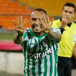 Jarlan Barrera del Atlético Nacional celebra después de anotar el gol de su equipo durante partido por la fecha 5 entre Atlético Nacional y Boyacá Chico como parte de la Liga BetPlay DIMAYOR 2021 jugado en el estadio  Atanasio Girardot Medellín. Foto VizzorImage / Donaldo Zuluaga/ Contribuidor