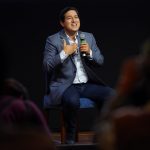 Foto del domingo del candidato a la presidencia de Ecuador Andres Arauz habla con sus seguidores en Quito
Feb 7, 2021.  REUTERS/Santiago Arcos