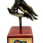 Estatuilla del Premio Nacional de Periodistas CPB