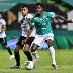 Jugadores del Cali y Águilas Doradas en acción durante el partido entre Deportivo Cali y Águilas Doradas Rionegro por la fecha 6 de la Liga BetPlay DIMAYOR 2021 jugado en el estadio Deportivo Cali de Palmira.Foto: VizzorImage / Nelson Ríos / Cont.