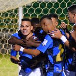 Frank Lozano de Boyacá Chicó celebra después de anotar  el gol de su equipo durante partido por la fecha 11 entre Boyacá  Chicó y  Deportes Tolima como parte de la Liga BetPlay DIMAYOR 2021 jugado en el estadio  La Independencia de Tunja Foto VizzorImage / Edward Leguizamon / Contribuidor