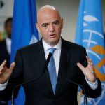 El presidente de la FIFA, Gianni Infantino, durante una rueda de prensa en la sede de la OMS en Ginebra. REUTERS/Pierre Albouy/File Photo