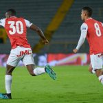 Dairon Mosquera (#30) del Santa Fe celebra después de anotar el segundo gol de su equipo durante partido entre Independiente Santa Fe y Once Caldas por la fecha 14 como parte de la Liga BetPlay DIMAYOR I 2021 jugado en el estadio Nemesio Camacho El Campín Bogotá. Foto: VizzorImage / Samuel Norato / Cont