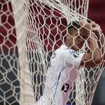 Kaio Jorge del Santos reacciona, Estadio Mane Garrincha, Brasilia, Brasil, el 13 de abril de 2021. Pool via REUTERS/Ueslei Marcelino