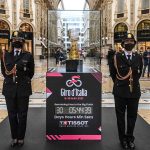 El Trofeo Senza Fine espera al ganador del Giro 104