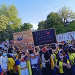 Decenas de colombianos se concentran en València en contra del gobierno de su país. Fotos Cristian Rojas Ayerve