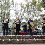 La OFB en las calles con música por la NO violencia